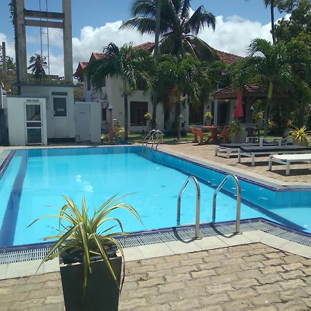 Vijai Resort Negombo Dış mekan fotoğraf